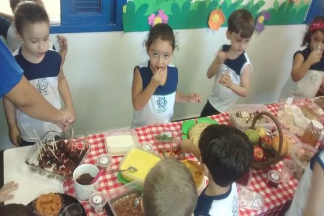 DESCOBRINDO NOVOS SABORES