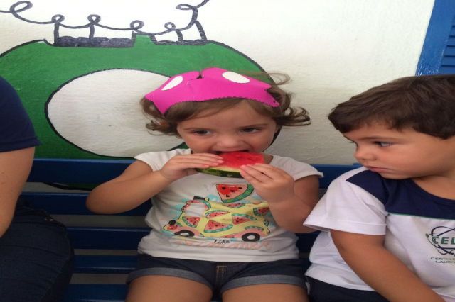 Hora da fruta na Educação Infantil