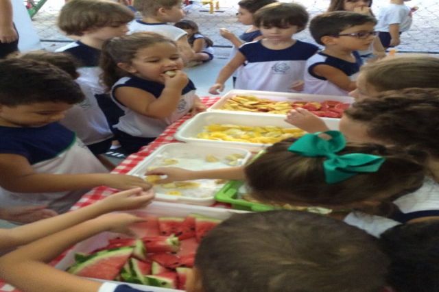 Hora da fruta na Educação Infantil