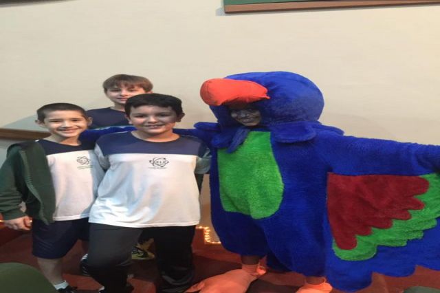 Teatro: O Gato de Botas