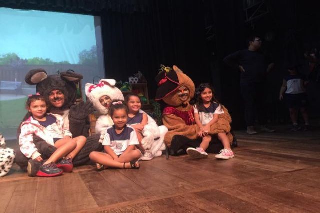 Teatro: O Gato de Botas