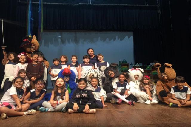 Teatro: O Gato de Botas