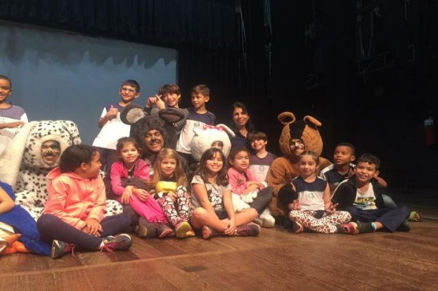 Teatro: O Gato de Botas