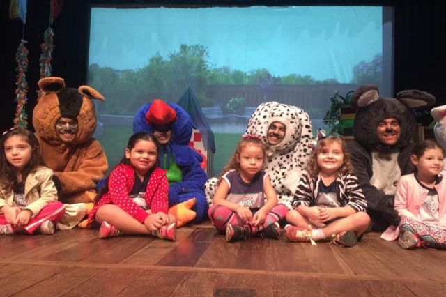 Teatro: O Gato de Botas