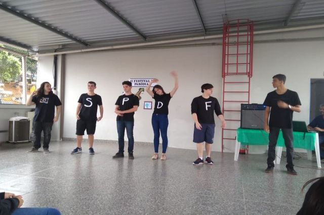 II Festival de Paródias Ensino Médio