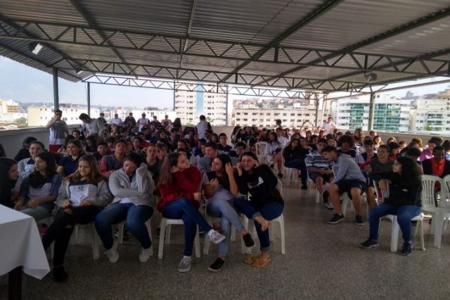 II Festival de Paródias Ensino Médio